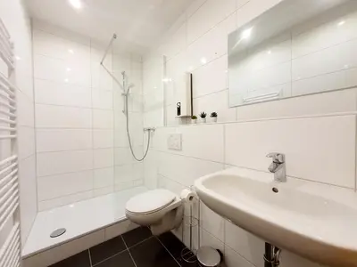 Ein Badezimmer in der Unterkunft Stadtmensch Oberhausen 3 Schlafzimmer