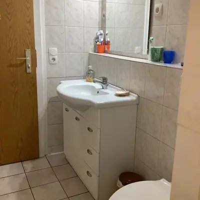 Ein Badezimmer in der Unterkunft Gemütliches Zimmer im Seterant/Untergeschoss