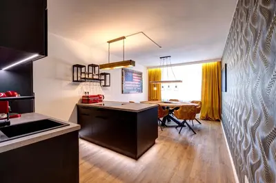 Küche/Küchenzeile in der Unterkunft Luxusapartment, Rüttenscheid, zwei Parkplätze