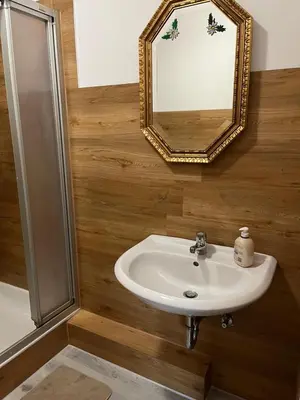 Ein Badezimmer in der Unterkunft Apartment Nadine