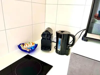 Kaffee-/Teezubehör in der Unterkunft Zuhause im Ruhrgebiet 3 mit Balkon