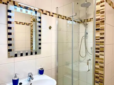 Ein Badezimmer in der Unterkunft Zuhause im Ruhrgebiet 3 mit Balkon