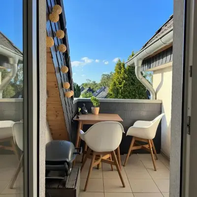 Möbliert-nahe STARLIGHT EXPRESS in Bochum -WLAN-Netflix-Loggia oder Terrasse
