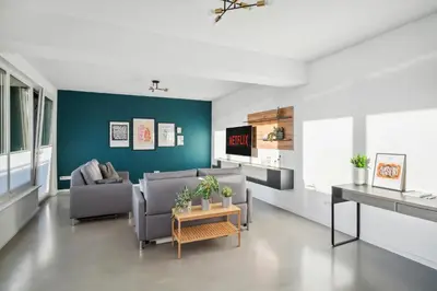 TV/Unterhaltungsangebot in der Unterkunft Design-Apartment - Bochum Zentrum - 2 Balkons - 118m2 - Netflix