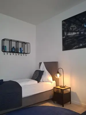 Ein Bett oder Betten in einem Zimmer der Unterkunft Stylish-City Loft-Zentral-Bahnhof-Elberfeld-W6