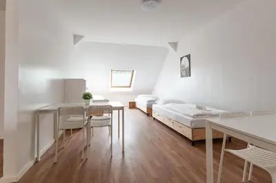 Ein Bett oder Betten in einem Zimmer der Unterkunft T&K Apartments - DUISBURG - AREAL GOETHE 4 Zimmer Maisonetten mit Privatparkplätzen