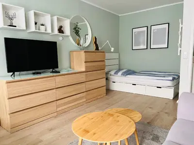 TV/Unterhaltungsangebot in der Unterkunft 1-2 Pers nur 0,3 km zur City von Wuppertal-modern