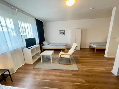 TV/Unterhaltungsangebot in der Unterkunft Duisburg-3-Bett Monteurwohnung/Ferienwohnung