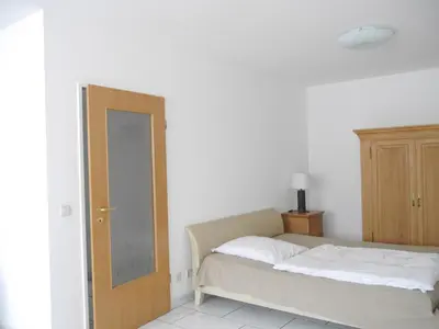 Ein Bett oder Betten in einem Zimmer der Unterkunft 1-3 Pers. Zentrumsnah und modern - Wuppertal/Remscheid