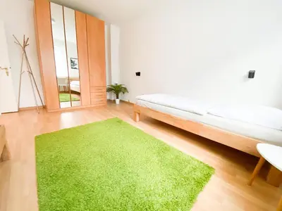 Ein Bett oder Betten in einem Zimmer der Unterkunft 1-5 Pers. 0,9 km zum Zentrum Remscheid, schön Wohnen, 105 qm