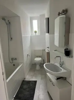 Ein Badezimmer in der Unterkunft Frisch renovierte Altbau Whg