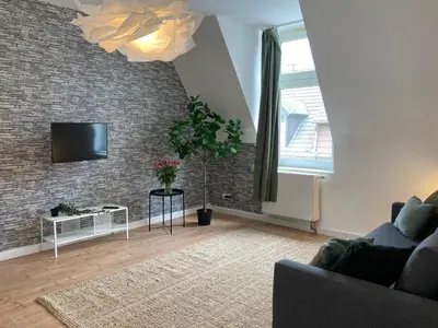 TV/Unterhaltungsangebot in der Unterkunft Cosy, new furniture, 10min walk to train station