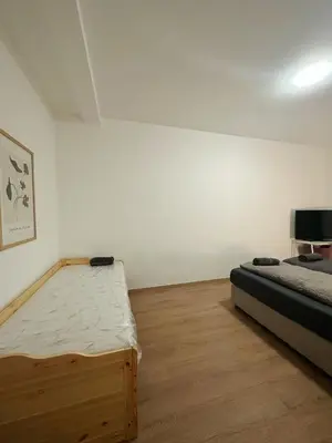 Grundriss der Unterkunft 2Schlafenzimmer 5Betten Montuerwhonung
