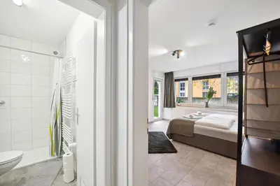 Ein Bett oder Betten in einem Zimmer der Unterkunft 1 Zi. Wohnung, 34m², Parken, Messe DUS