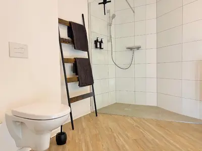 Ein Badezimmer in der Unterkunft Bunker Zentral Messe Business