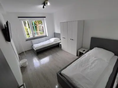 Ein Bett oder Betten in einem Zimmer der Unterkunft Meribu G31 Wohnung für Monteure und Arbeiter