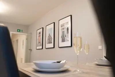 Grundriss der Unterkunft Zentrales Apartment - 73qm - 2 SZ - Terrasse - BVB Stadion & Messe Dortmund