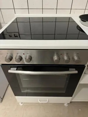 Küche/Küchenzeile in der Unterkunft Wohnung mit Küche, Fernseher, WLAN und Parkplatz - Brian