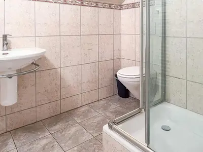 Ein Badezimmer in der Unterkunft T&K Apartments - Erkrath - 4 Zimmer Apartments
