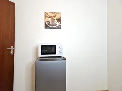Küche/Küchenzeile in der Unterkunft Meribu H1 Wohnung für Monteure und Arbeiter