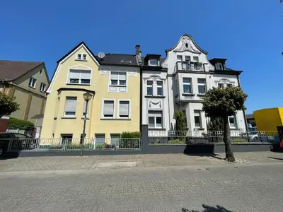 Das Gebäude in dem sich die Ferienwohnung befindet