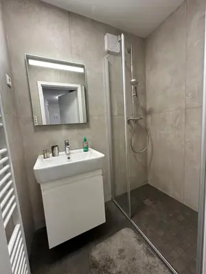 Ein Badezimmer in der Unterkunft Moderne Ferienwohnung für 4 Personen im Herzen von Marl*Netflix*Nespresso*