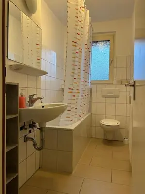 Ein Badezimmer in der Unterkunft Monteur-Domizil, Apartment AVD 6