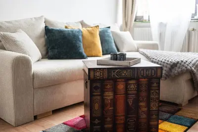 Ein Sitzbereich in der Unterkunft 1-4 Gäste Wohnung W-Lan, Netflix, Amazon, Parken, Arbeitsplatz, 24h Check in ,Vollausgestattet Küche, Handtücher Seife u,v,m für Geschäftsreisende, Paare, Familien ,