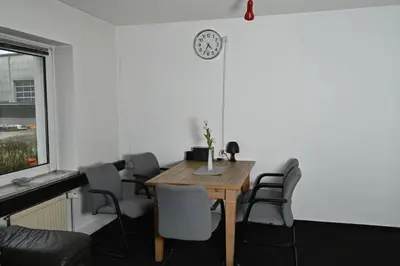 Ein Sitzbereich in der Unterkunft Pott Hostel - Essen Steele