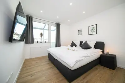 Ein Bett oder Betten in einem Zimmer der Unterkunft Apartment - 3 Bedroom - 6 Person