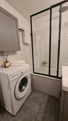 Ein Badezimmer in der Unterkunft Cozy-Stay I, 2-Room Flat for Vacation & Messe, Düsseldorf, Perfect Connectivity