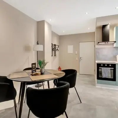 24-7 Living - Unna Central City Apartments