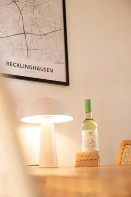 Getränke in der Unterkunft DESIGN:Suite am Festspielhaus