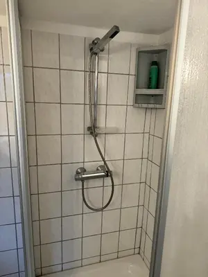 Ein Badezimmer in der Unterkunft Schöne EG Wohnung mit TV, Wlan und Küche - Maria