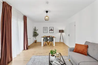 Ein Sitzbereich in der Unterkunft Parkplatz I Balkon & schnelles WLAN I nahe Zeche Zollverein