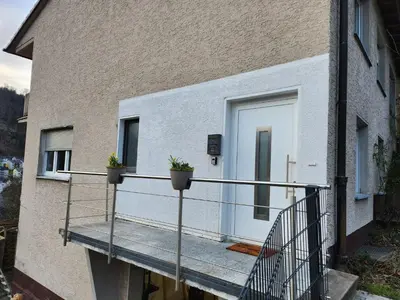 Ein Balkon oder eine Terrasse in der Unterkunft Burgstadt Appartment -Ferienwohnung Altena - Breitenhagen