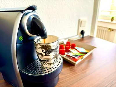 Kaffee-/Teezubehör in der Unterkunft Zuhause im Ruhrgebiet 4 mit Balkon
