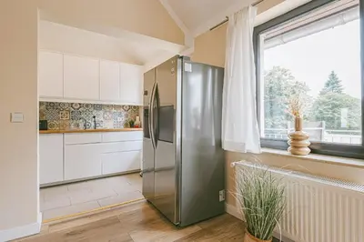 Küche/Küchenzeile in der Unterkunft Stylisches Loft mit 2 Bädern & AC