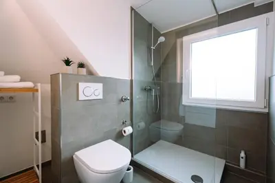 Ein Badezimmer in der Unterkunft Green Flat Düsseldorf 2.0