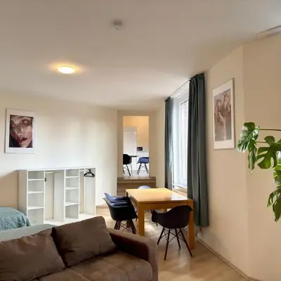 4 Rooms