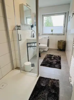 Ein Badezimmer in der Unterkunft Fewo Stever-Aue