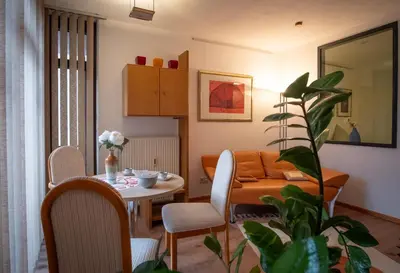 Ein Sitzbereich in der Unterkunft Ferienwohnung Der Gerber