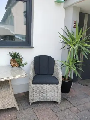 Ein Sitzbereich in der Unterkunft Apartment bei der Palme mit Sauna Möglichkeit