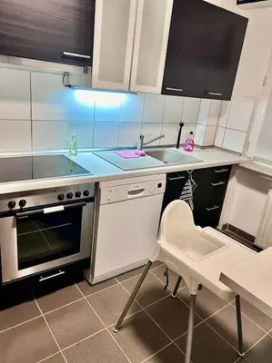 Küche/Küchenzeile in der Unterkunft Moderne ruhige Wohnung Bochum angebunden