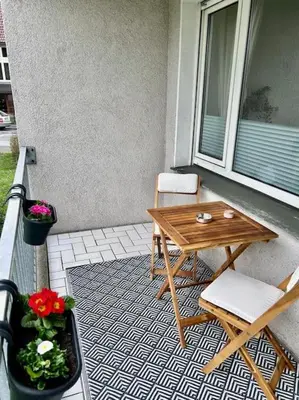 Ein Balkon oder eine Terrasse in der Unterkunft Moderne ruhige Wohnung Bochum angebunden