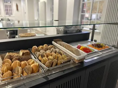 Essen im Hotel oder in der Nähe