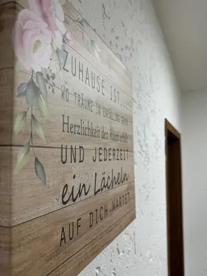 Ein Zertifikat, Auszeichnung, Logo oder anderes Dokument, das in der Unterkunft Laras voll ausgestattete Gartenwohnung mit WLAN und TV ausgestellt ist