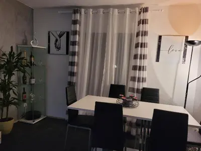 Ein Sitzbereich in der Unterkunft Schöne Wohnung in Dortmund