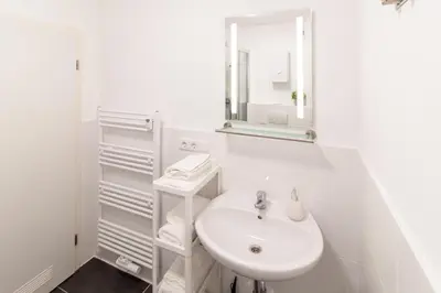 Ein Badezimmer in der Unterkunft Modern, komfortabel, vollausgestattet - Apartments by mevoga