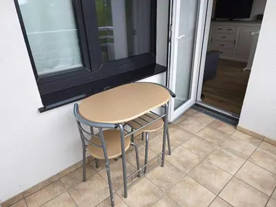 Ein Balkon oder eine Terrasse in der Unterkunft 2 Zimmer Apartement mit Balkon bei Düsseldorf
